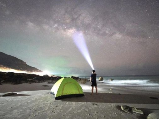 Mùa Milky Way Côn Đảo thu hút giới trẻ tham gia săn ảnh xịn
