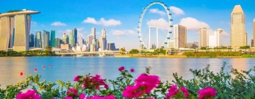 Singapore vào mùa hè luôn rực rỡ và sôi động