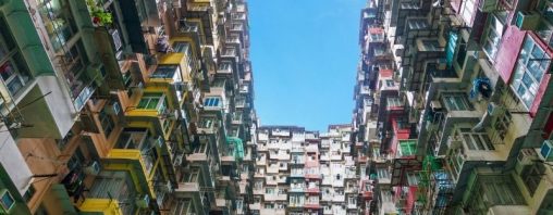 Monster Building - Khám phá “mê cung” đô thị của xứ Cảng
